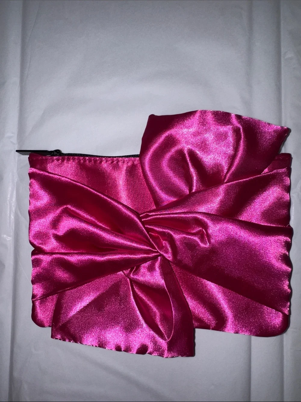 ipsy Hot Pink Satin Bow Marilyn Monroe Makeup Bag with Assorted Skincare Samples
